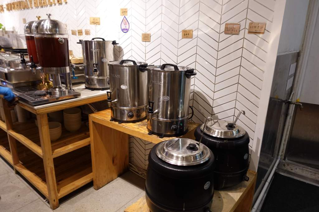 Drinks station at Everyday vegetarian restaurant in Hong Kong.