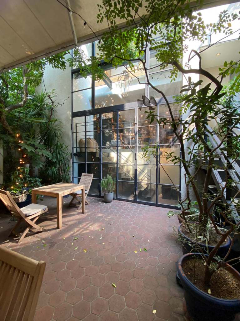 Outside dining at Brown Rice Tokyo Omotesando vegan restaurant (formerly Brown Rice by Neal's Yard Remedies).