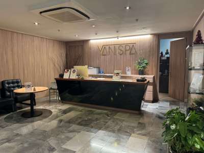 Reception area at Yan Spa, Cross Vibe Bangkok Sukhumvit, Bangkok.