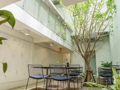 Broccoli Revolution Charoen Krung Branch