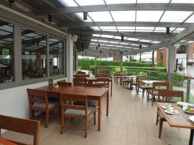 Woodlands Hotel & Resort