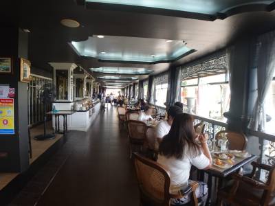 Chuchai Buri Sri Amphawa