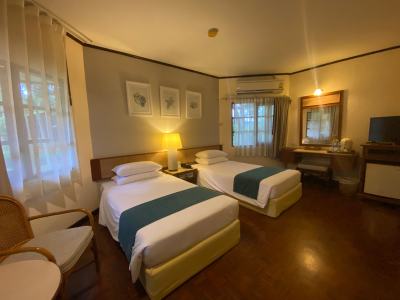 Regent Chalet
