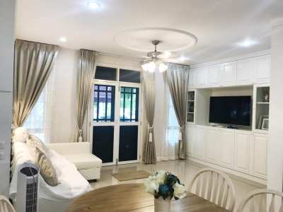 3-storey Luxury Townhouse in Sukhumvit 62