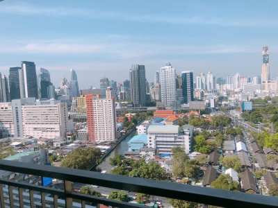 Circle Condominium