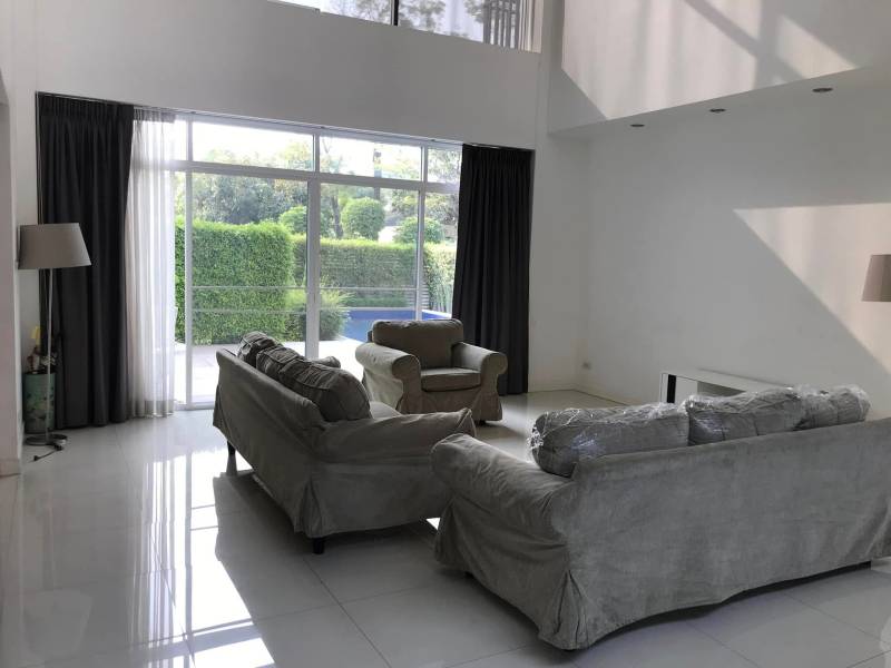 Detached House at Thararom Village, Ramkhamhaeng 9