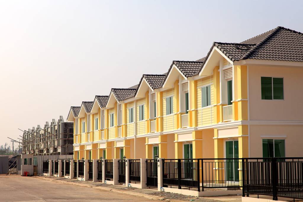 Houses for Thais.