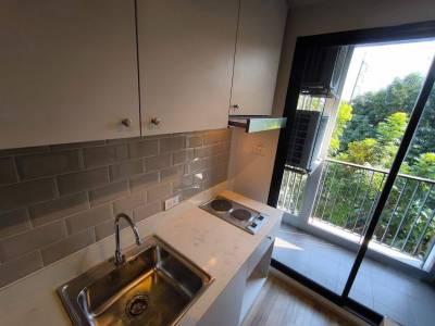 Newera Condo Ekamai-Ramintra