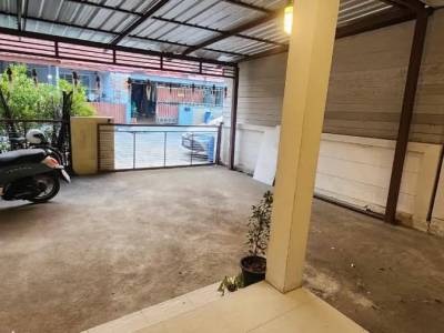 Phutthamonthon Sai 4 Single-Story Townhouse with Tenant
