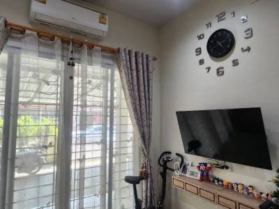 Phutthamonthon Sai 4 Single-Story Townhouse with Tenant