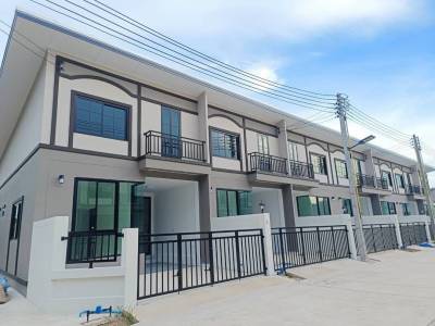 The New Townhome Mae Nam Khu 4 Project