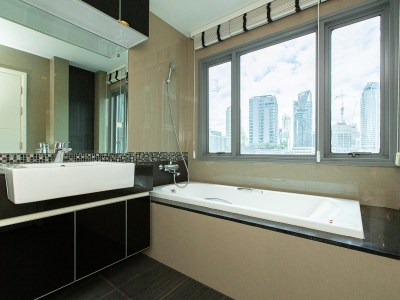 For Rent – The Crest Sukhumvit 34 Condominium