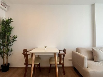 Cybiq Ratchada 32 Condominium