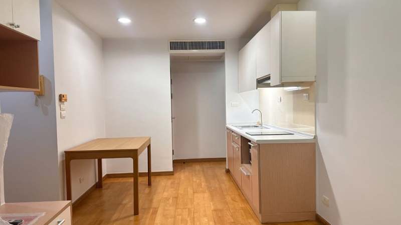 2-Bedroom Condo for Sale or Rent at Residence 52