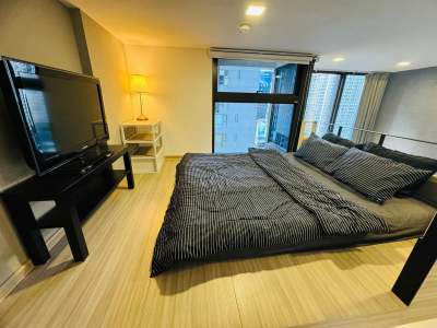 Duplex Loft for Rent at Chewathai Residence Asoke