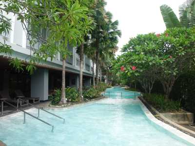 Pool at Health Land Resort & Spa Pattaya in Thailand.