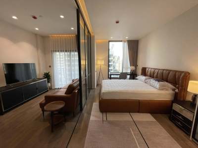 Muniq Sukhumvit 23