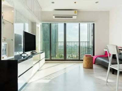 Plum Condo Central Station Phase 1