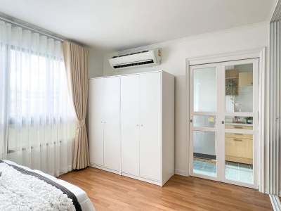 Lumpini Place Narathiwas 24