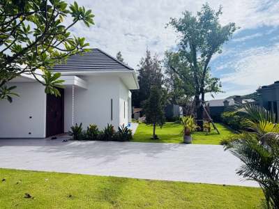 Luxury Pool Villa Pranburi