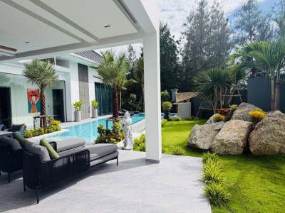 Luxury Pool Villa Pranburi