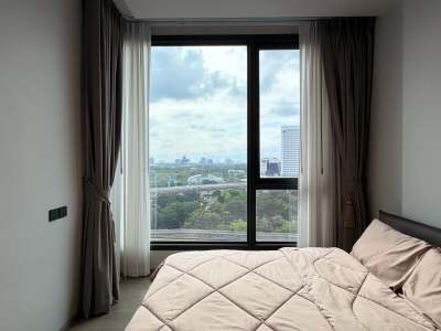 The Crest Park Residences