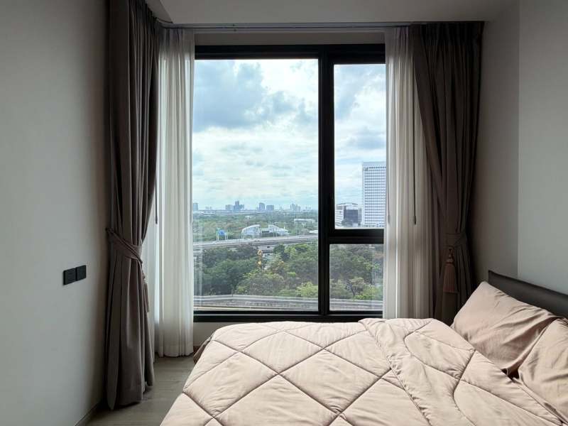 The Crest Park Residences