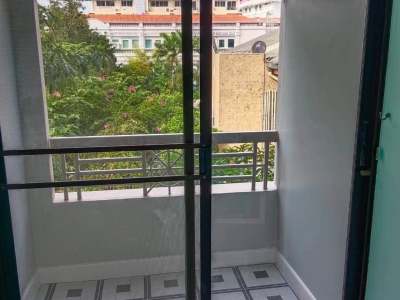 Lumpini Place Narathiwas 24