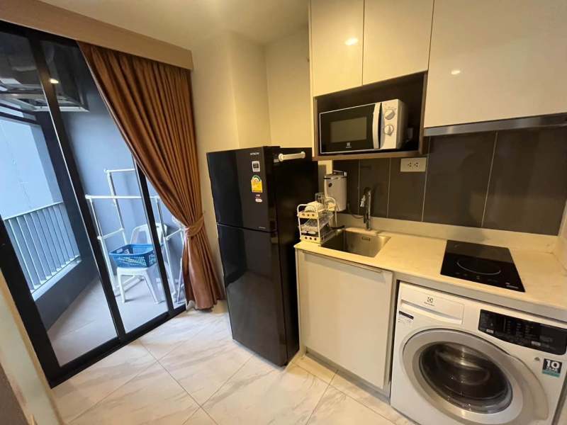 Condo for Rent: Ideo Mobi Asoke - Studio