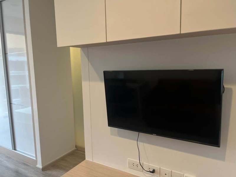 Condo for Rent: Ideo Mobi Asoke - Studio