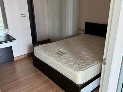 Condo for Rent: Tree Ekamai Condominium (Sukhumvit 40) - 2 Bedrooms