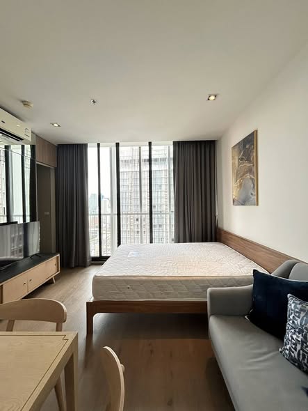 Park Origin Phrom Phong