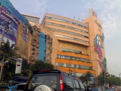 MCC HALL, The Mall Lifestore Bang Khae