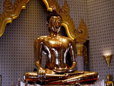 Wat Traimit Withayaram