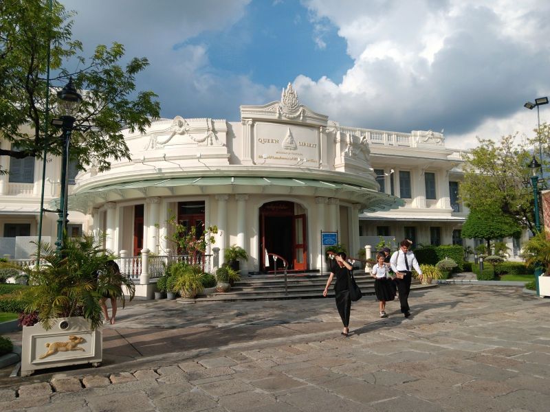 Queen Sirikit Museum of Textiles
