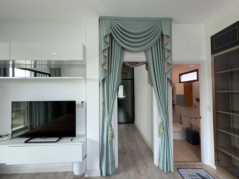 The RUX Ramintra-Hathairat House
